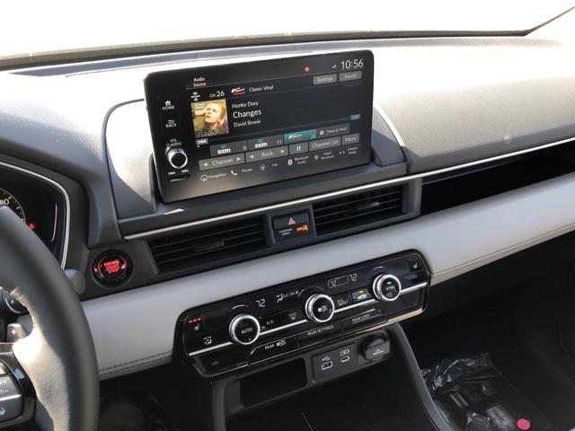 new 2025 Honda Pilot car, priced at $51,050