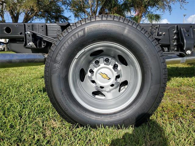 new 2025 Chevrolet Silverado 3500 car, priced at $61,518