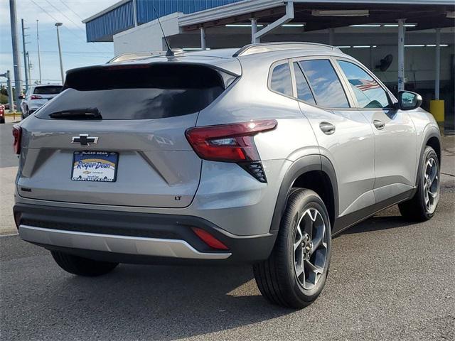 new 2025 Chevrolet Trax car, priced at $25,260