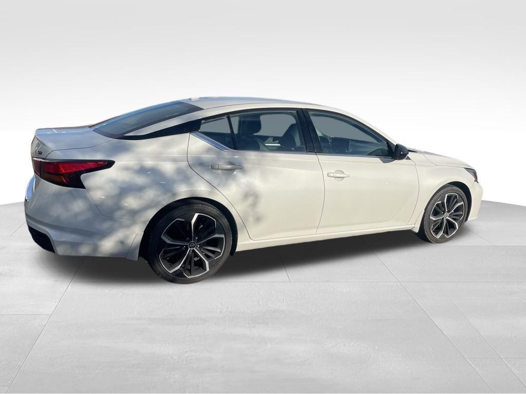 used 2023 Nissan Altima car, priced at $23,206