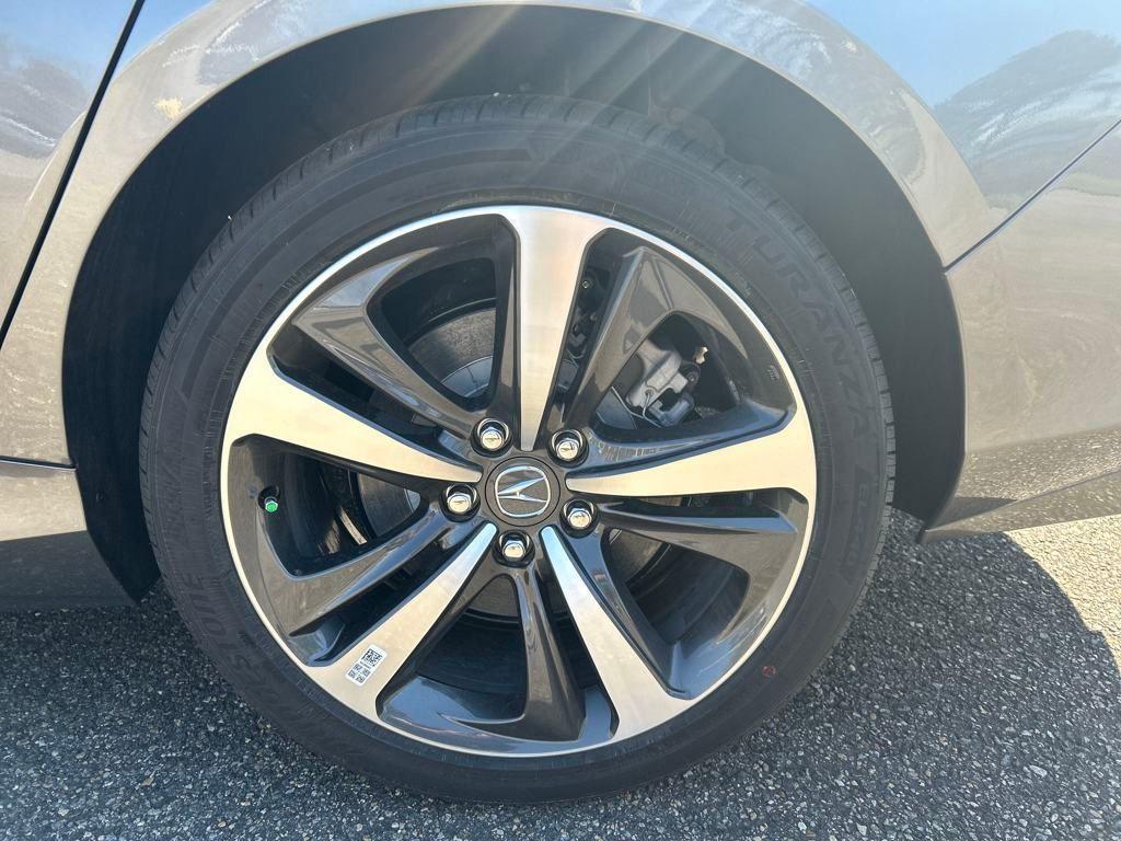 new 2025 Acura TLX car, priced at $47,195