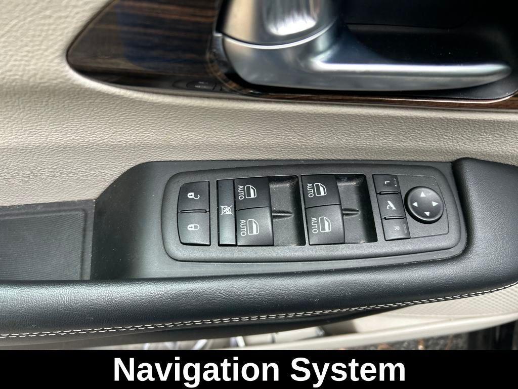used 2023 Chrysler Pacifica car, priced at $27,928