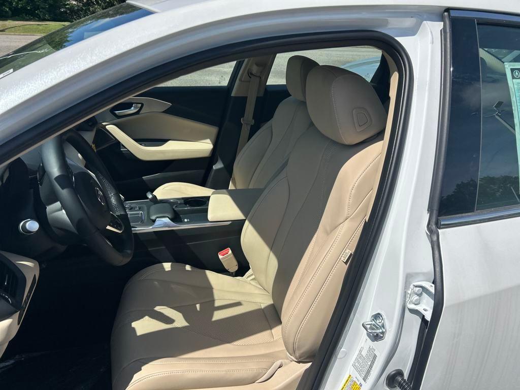 new 2025 Acura TLX car, priced at $44,987