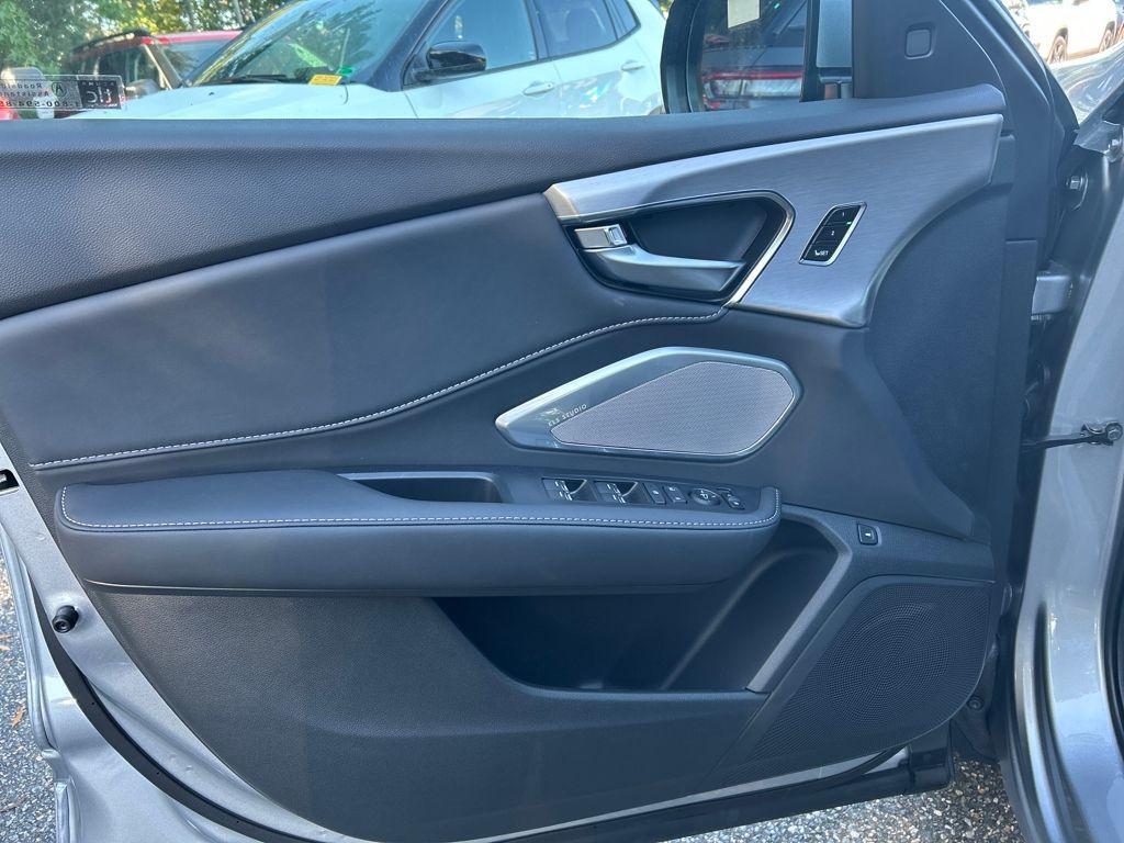 new 2025 Acura RDX car, priced at $48,650