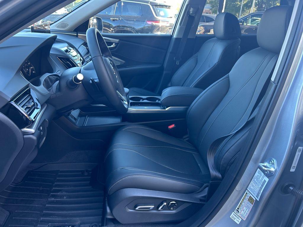 new 2025 Acura RDX car, priced at $48,650