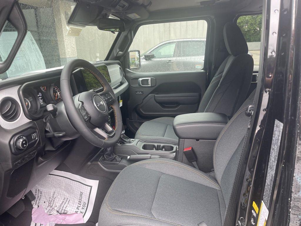 used 2024 Jeep Gladiator car, priced at $38,950