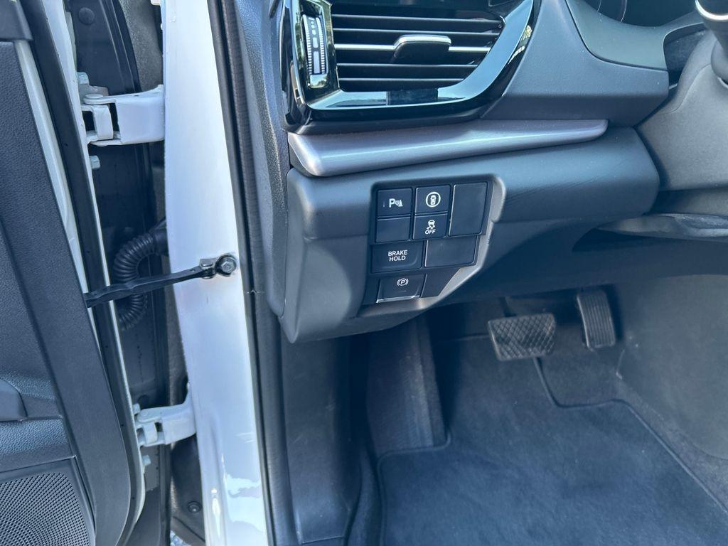used 2023 Acura RDX car, priced at $38,490
