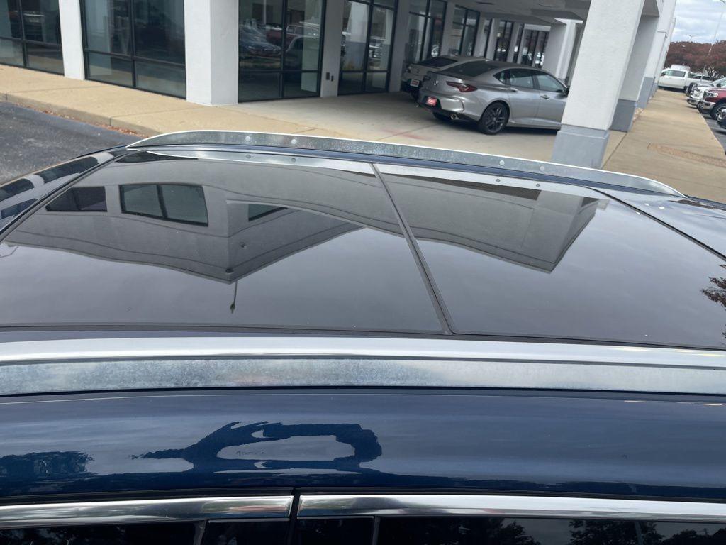 used 2021 Cadillac XT4 car, priced at $24,555