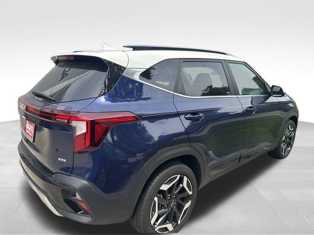 used 2024 Kia Seltos car, priced at $26,550