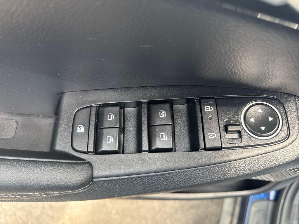 used 2024 Kia Seltos car, priced at $26,550