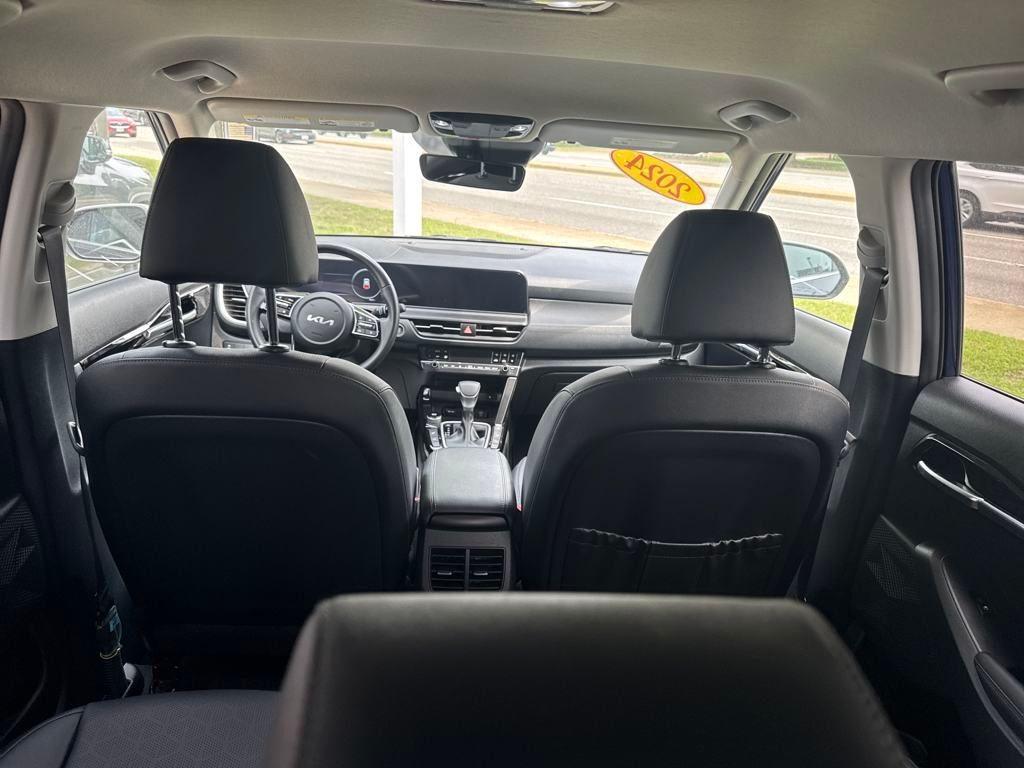 used 2024 Kia Seltos car, priced at $26,377