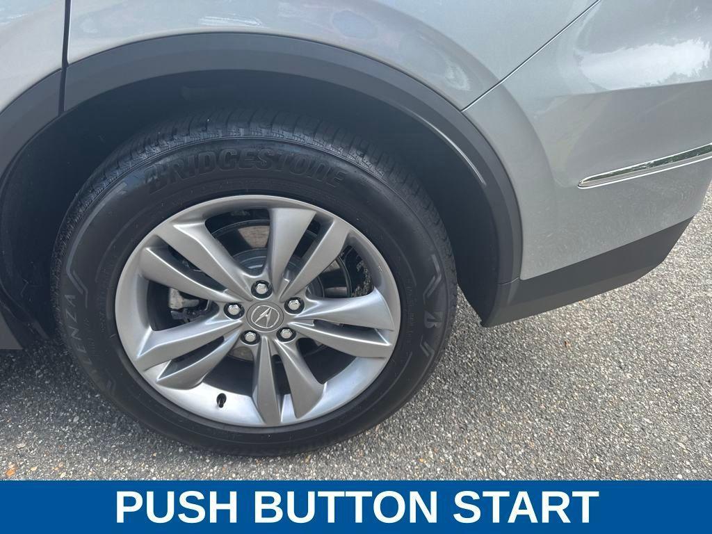 used 2024 Acura MDX car, priced at $45,296