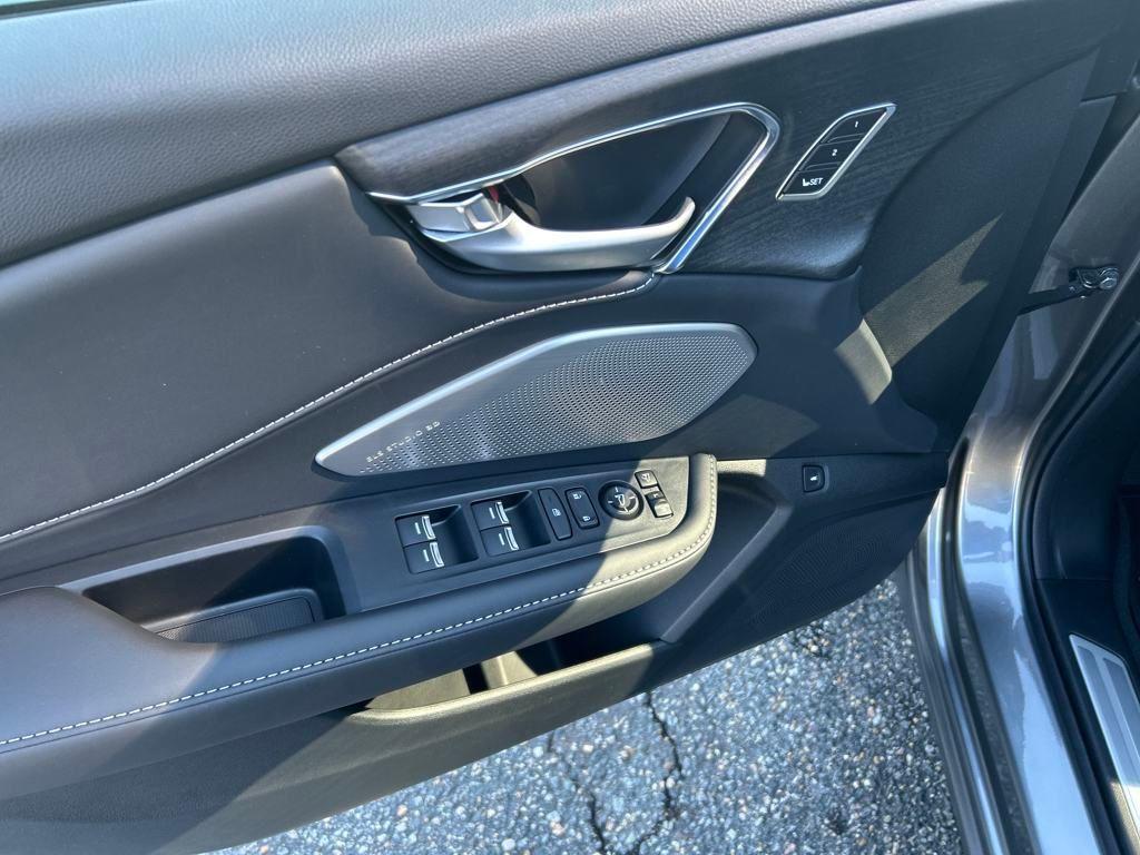 new 2026 Acura RDX car, priced at $54,800