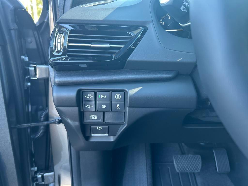 new 2026 Acura RDX car, priced at $54,800