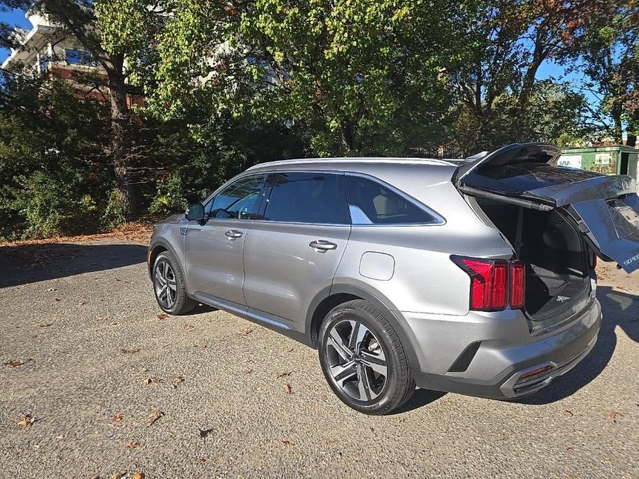 used 2023 Kia Sorento Hybrid car, priced at $36,190