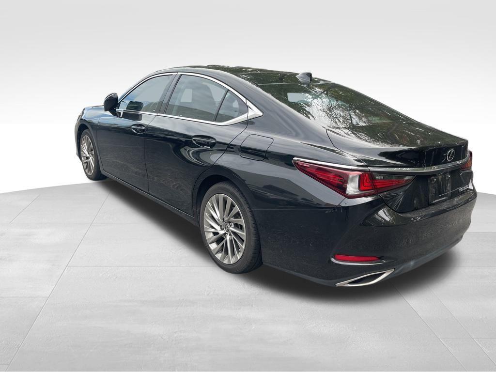 used 2019 Lexus ES 350 car, priced at $27,488