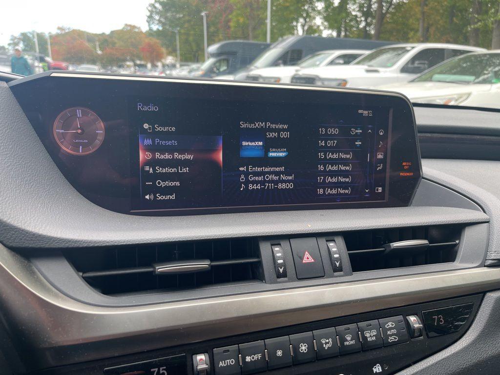 used 2019 Lexus ES 350 car, priced at $27,488