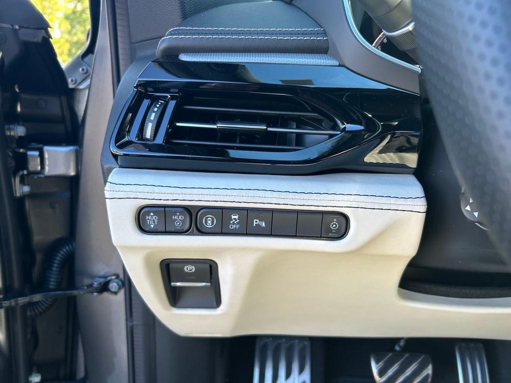 new 2026 Acura MDX car, priced at $70,850