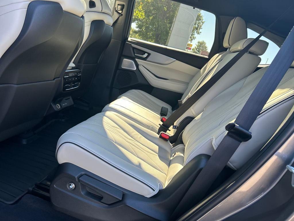 new 2026 Acura MDX car, priced at $70,850