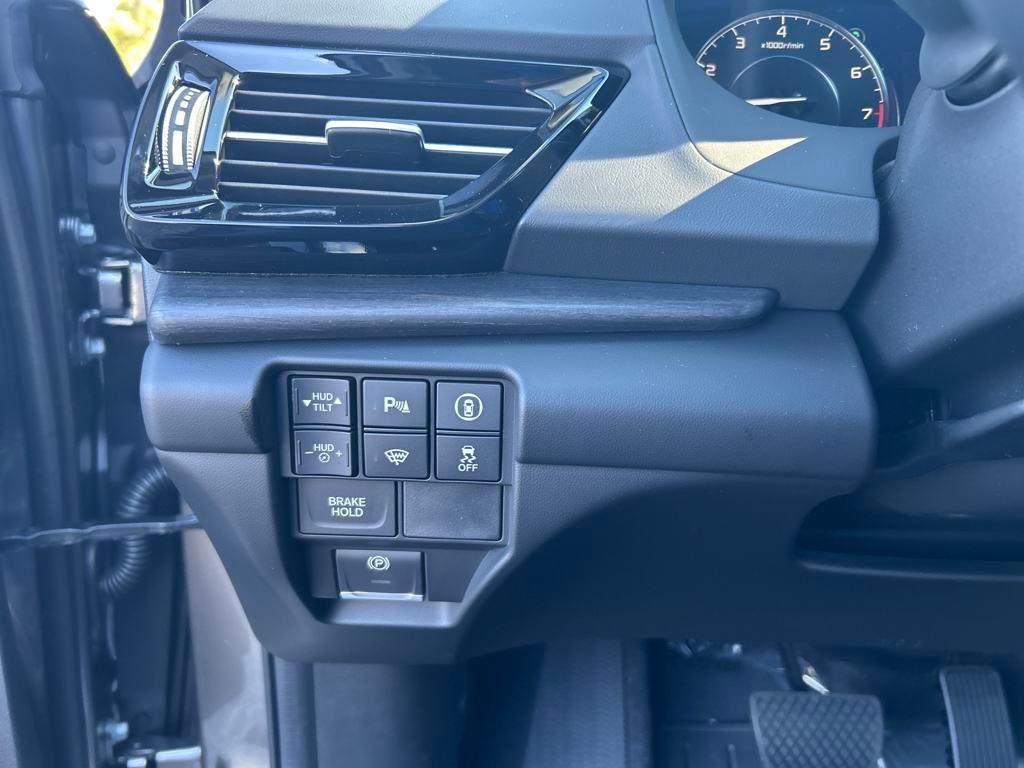 new 2025 Acura RDX car, priced at $54,400