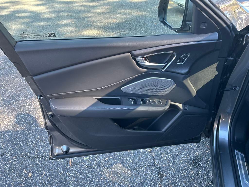 new 2025 Acura RDX car, priced at $54,400