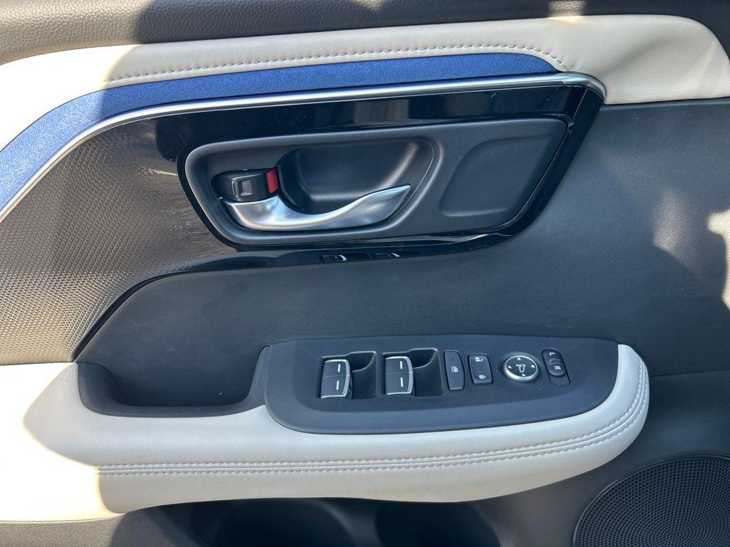 new 2025 Acura ADX car, priced at $40,950