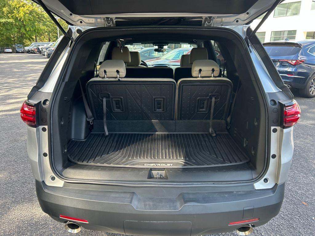 used 2022 Chevrolet Traverse car, priced at $17,888