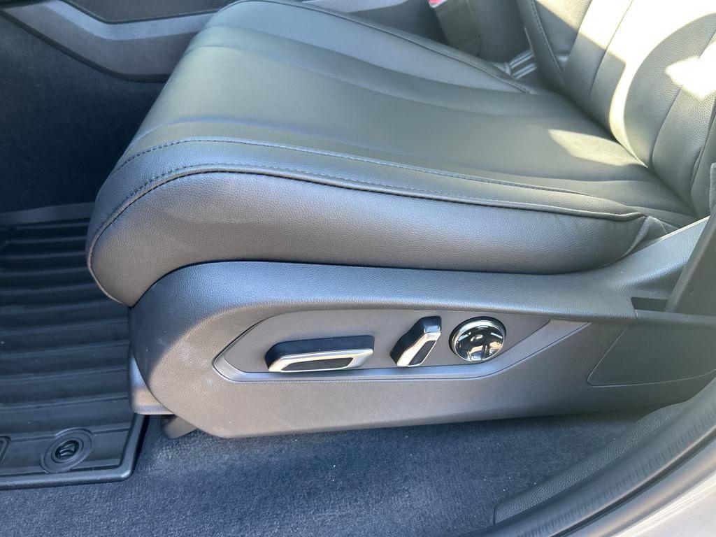 new 2026 Acura MDX car, priced at $55,350