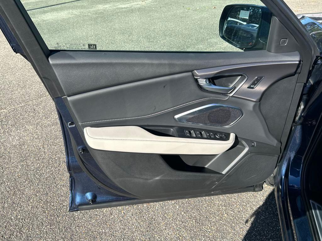 new 2025 Acura RDX car, priced at $46,050