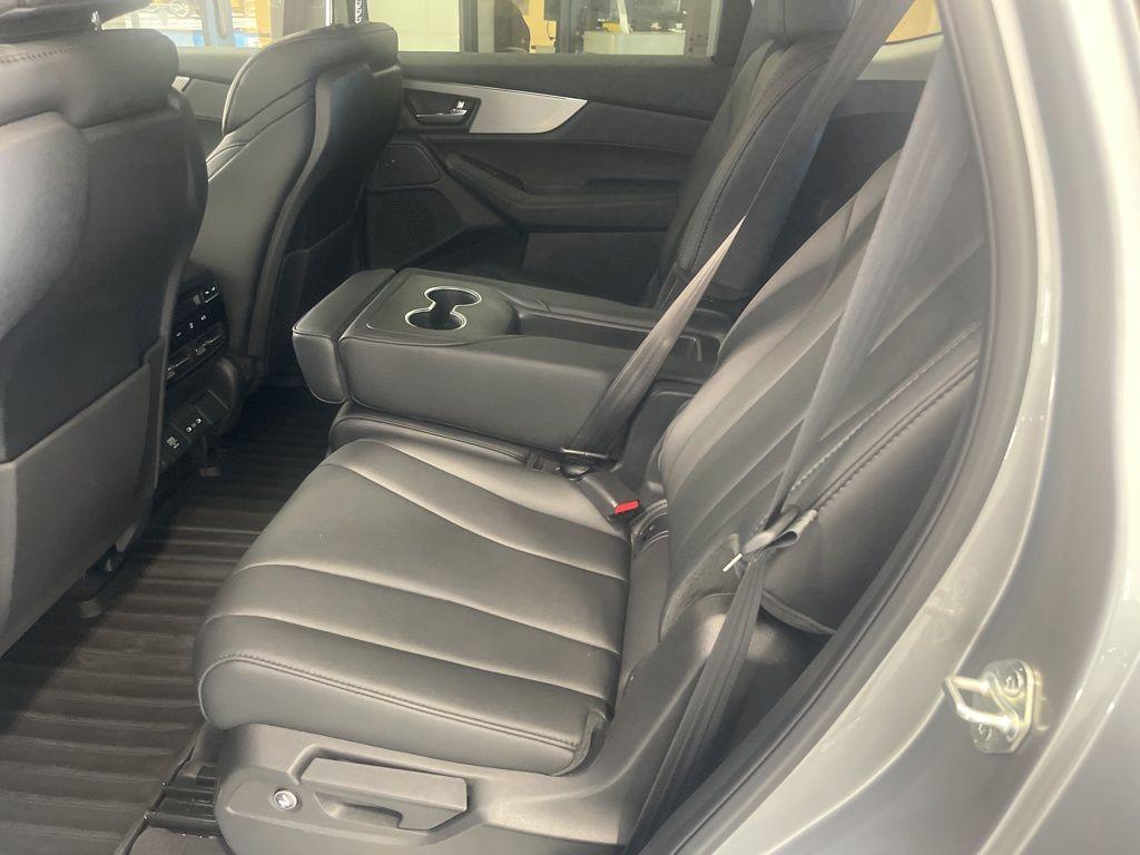 used 2025 Acura MDX car, priced at $48,223