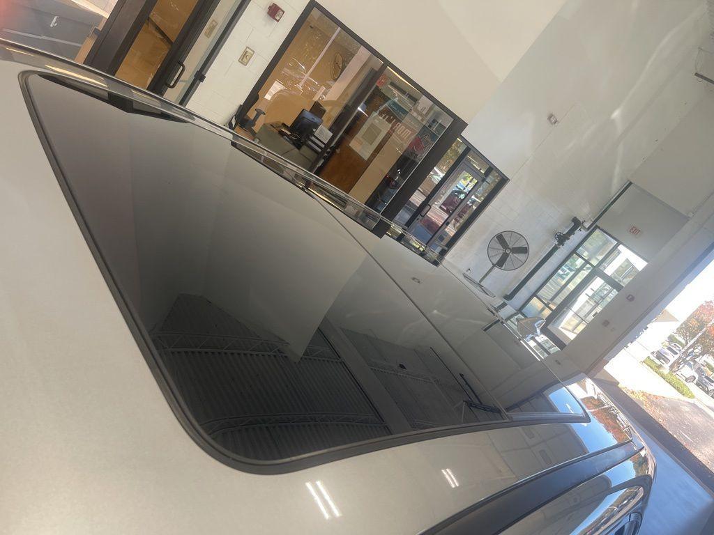 used 2025 Acura MDX car, priced at $48,223