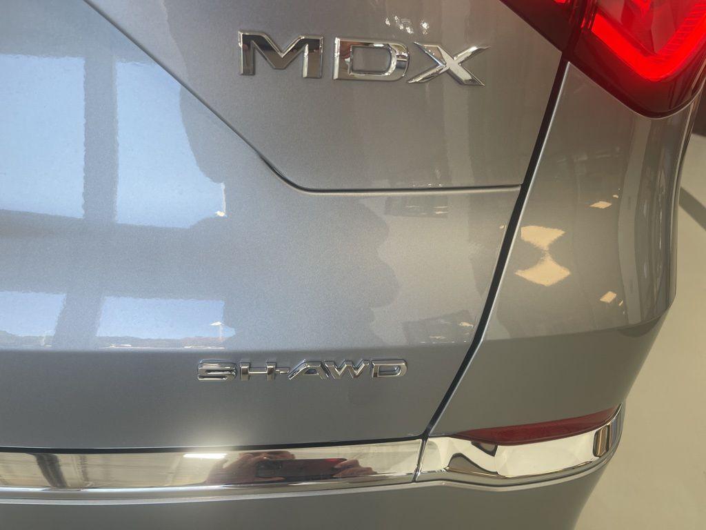 used 2025 Acura MDX car, priced at $48,223