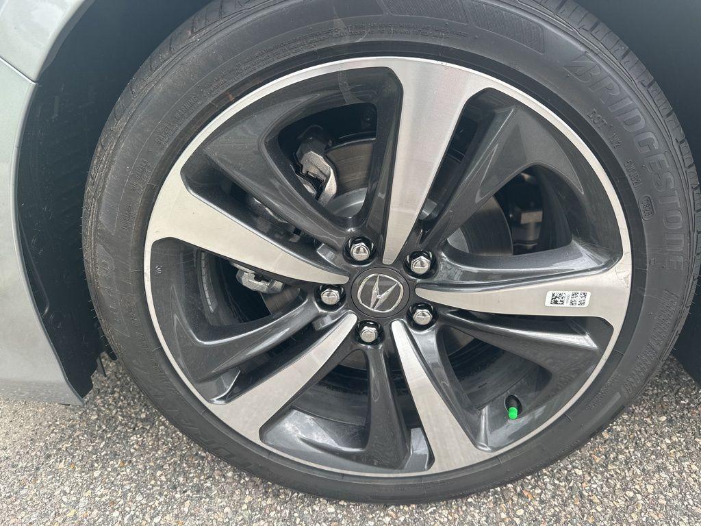 new 2025 Acura TLX car, priced at $44,416