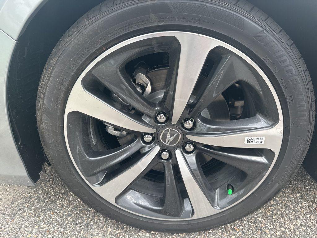 new 2025 Acura TLX car, priced at $44,416