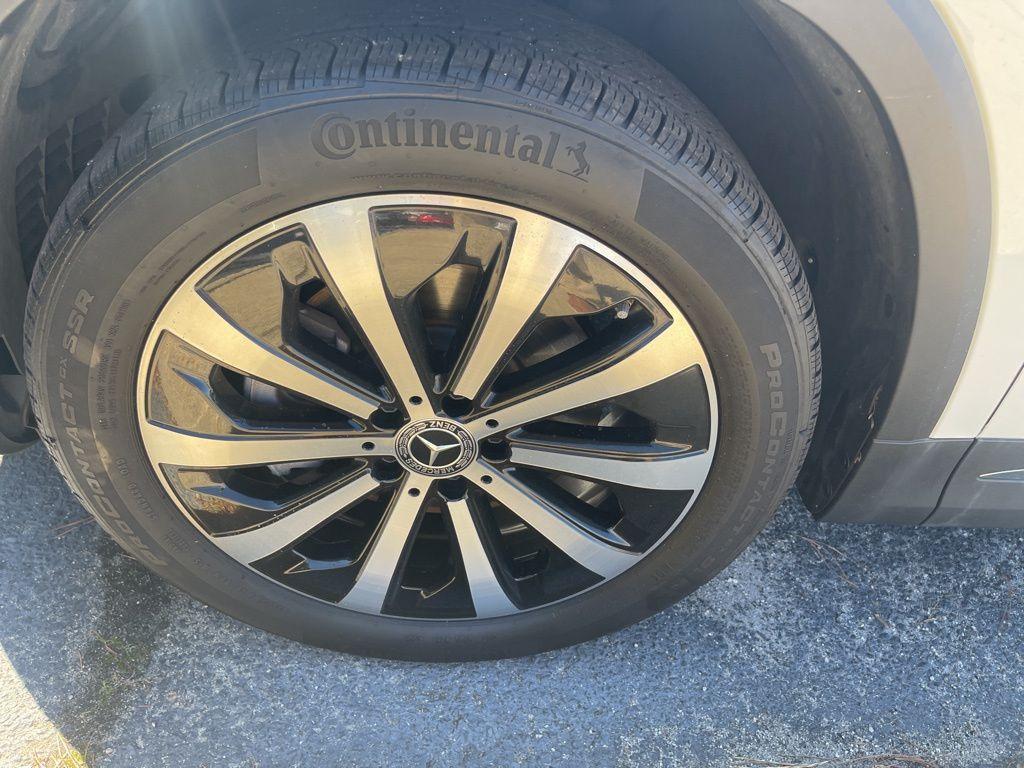 used 2021 Mercedes-Benz GLA 250 car, priced at $27,911