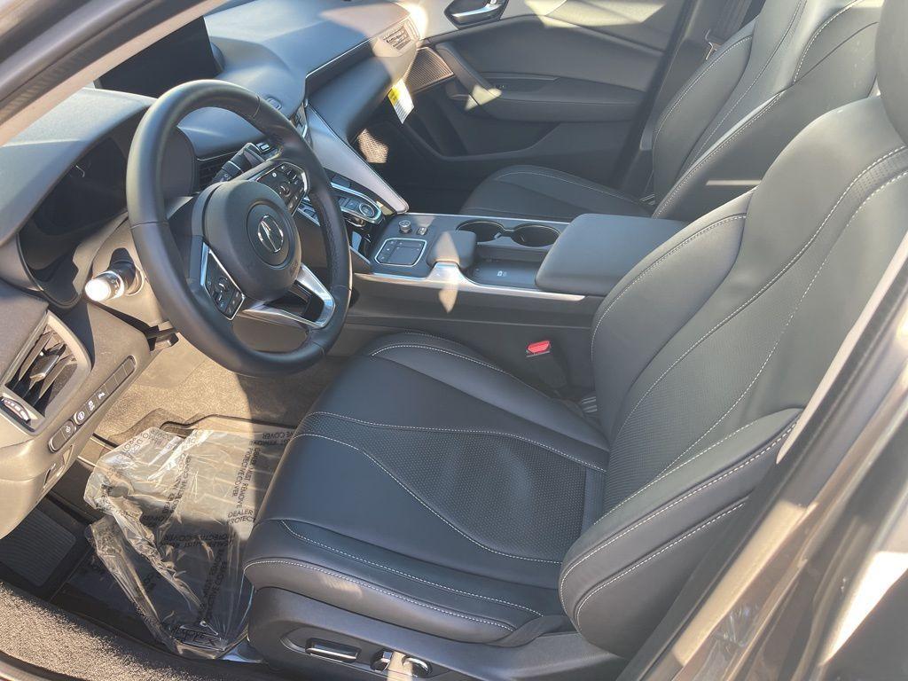 used 2025 Acura TLX car, priced at $38,077