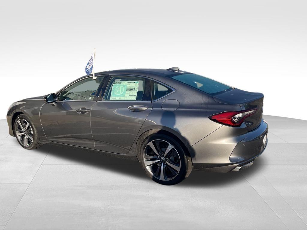 used 2025 Acura TLX car, priced at $38,077