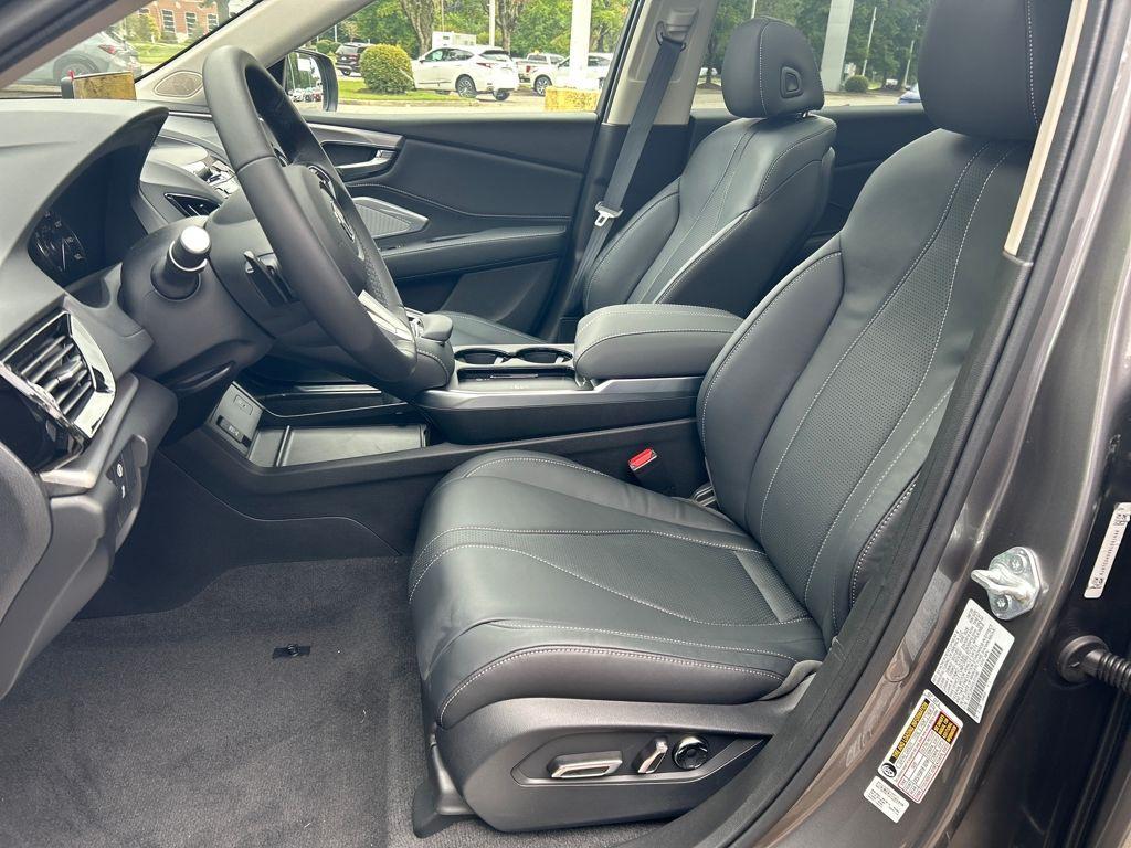 new 2025 Acura RDX car, priced at $49,250