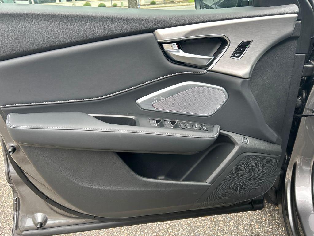 new 2025 Acura RDX car, priced at $49,250