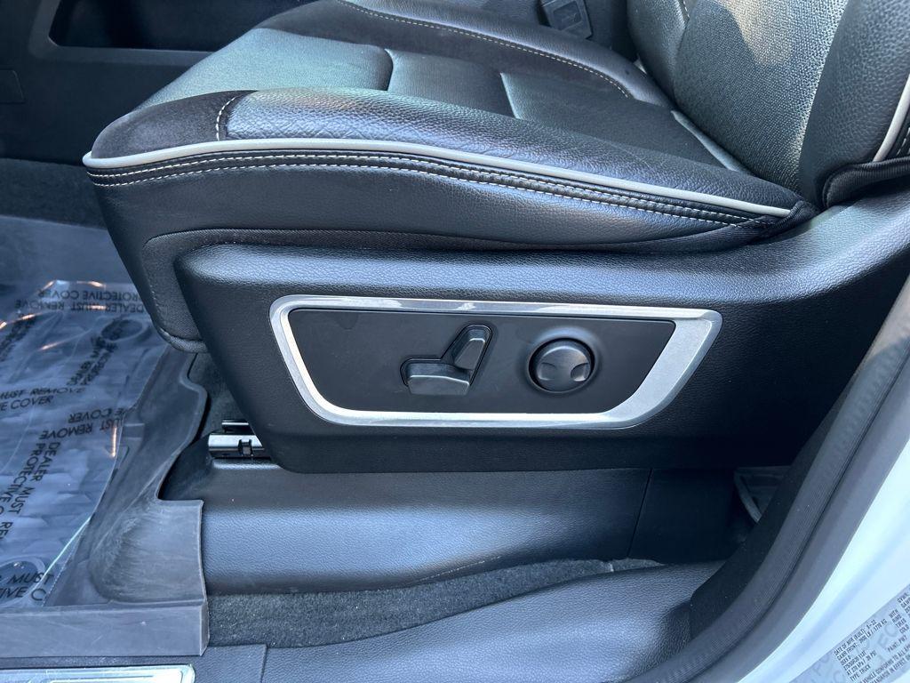 used 2022 Ram 1500 car, priced at $41,549