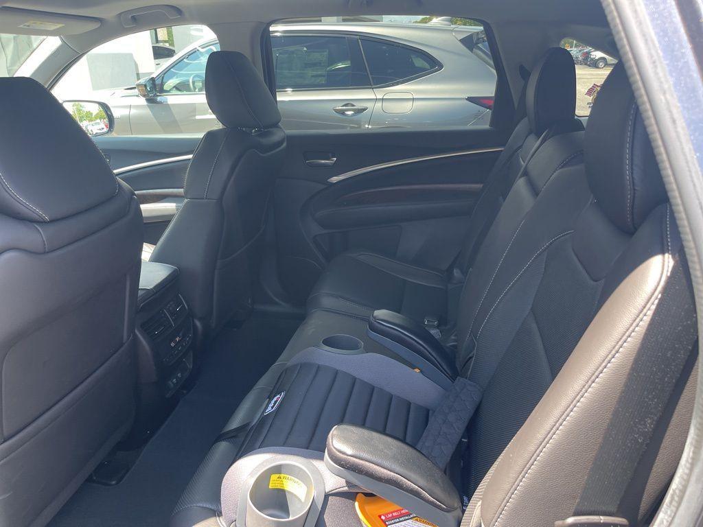 used 2020 Acura MDX car, priced at $27,150