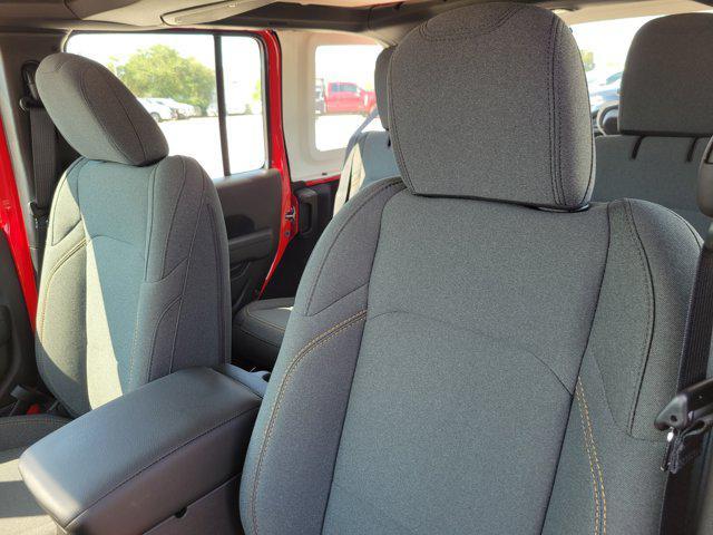 new 2025 Jeep Wrangler car, priced at $37,303