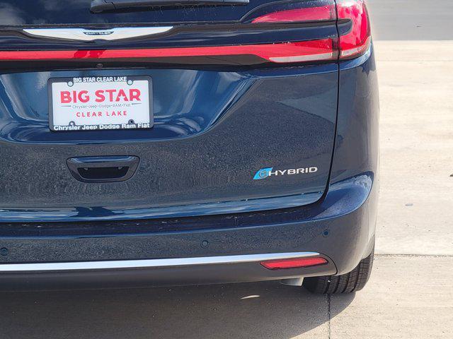 new 2025 Chrysler Pacifica car, priced at $49,809