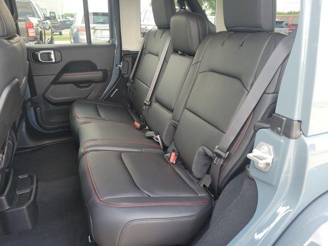new 2025 Jeep Wrangler car, priced at $50,902