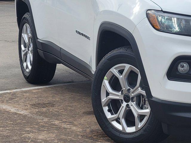 new 2025 Jeep Compass car, priced at $22,003