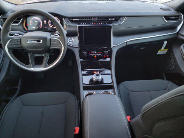 new 2025 Jeep Grand Cherokee car, priced at $29,450