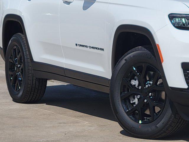 new 2025 Jeep Grand Cherokee L car, priced at $33,485