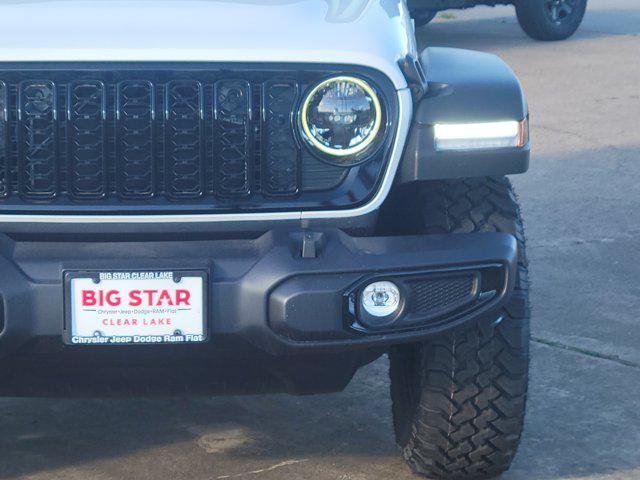 new 2026 Jeep Wrangler car, priced at $43,195