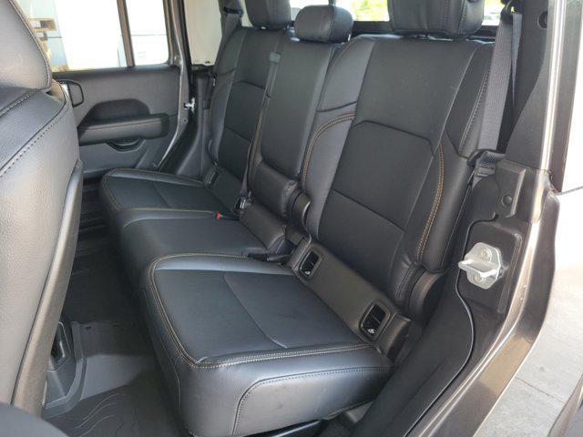 new 2025 Jeep Gladiator car, priced at $39,044