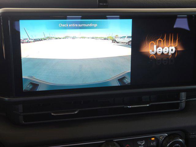 new 2025 Jeep Gladiator car, priced at $39,044